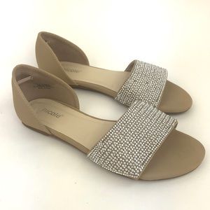 Excellent used condition women’s flats size 7.5